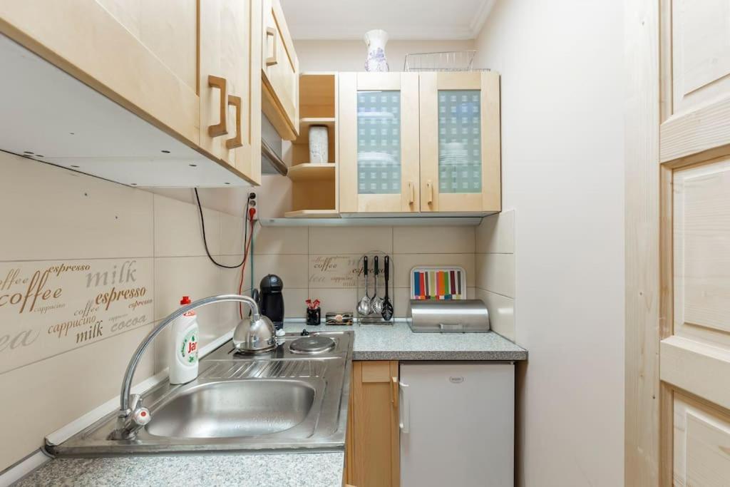 Lovely 1 Bedroom Flat - Gazdagret Budapest Exterior photo